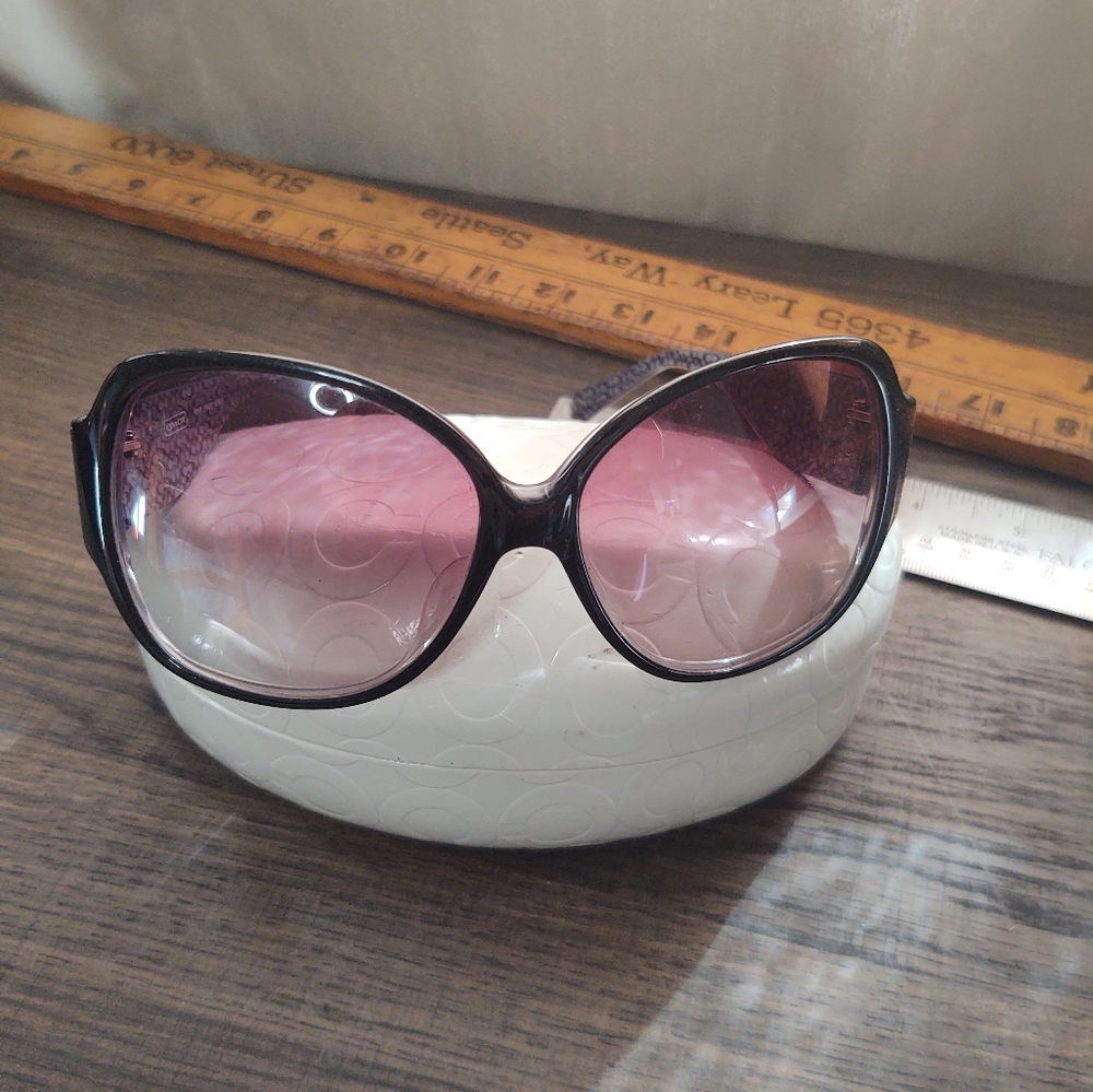 Coach Sunglasses with Case - Picture 4 of 13